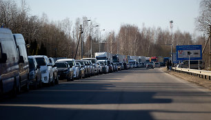 Automobilių eilė į Baltarusiją ties Medininkais