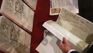 Rasti 65 iki &scaron;iol nevie&scaron;inti Vincento Van Gogho darbai, antradienį prane&scaron;ė prancūzų leidėjas &bdquo;Le Seuil&ldquo;
