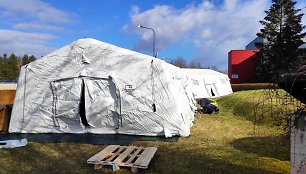 Palapinės prie Kauno klinikinės ligoninės