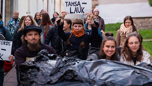 Meninė akcija &bdquo;I&scaron; kultūros tamsą &ndash; lauk&rdquo;