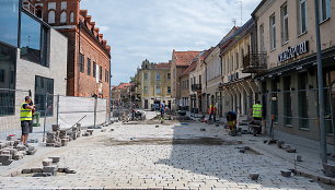 Grindinio klojimo darbai Vilniaus gatvėje Kaune