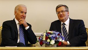 JAV viceprezidentas Joe Bidenas ir Lenkijos prezidentas Bronislavas Komorovskis