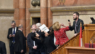 Vengrijos opozicinių parlamentarų protestas