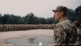 Denysas Prokopenka su „Azov“ kariais