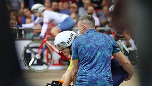 Lietuvei čempionatas baigėsi dviračiu įsirėžus į trenerį: „Laiku nepasitraukė“