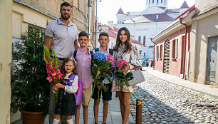 Kšištofo ir Tatjanos jaunėlės Emili Rugsėjo 1-osios akimirka