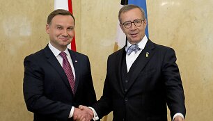  Lenkijos vadovas Andrzejus Duda ir Estijos prezidentas Toomas Hendrikas Ilvesas