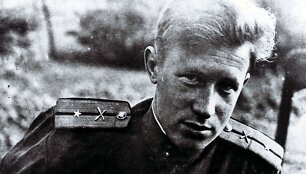J.Drozdovas per Antrąjį pasaulinį karą