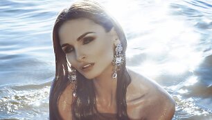 Ana Procenko &bdquo;Elvyra Design&ldquo; papuo&scaron;alų fotosesijoje
