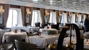 Kruizinio laivo &bdquo;Azamara Journey&ldquo; erdvės
