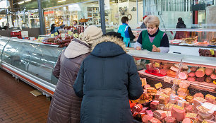 VMI čekių loterijos spaudos konferencija Halės turguje