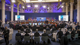 Ar NATO žengs į Aziją? JAV bando įtikinti sąjungininkes Kinijos grėsme