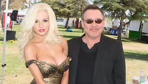 Courtney Stodden ir Dougas Hutchisonas