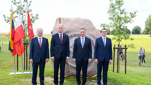 Saulius Skvernelis, Gitanas Nausėda, Andrzejus Duda ir Mateuszas Morawieckis dalyvauja 610-ųjų Žalgirio mūšio metinių minėjimo ceremonijoje