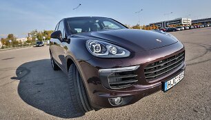 Atnaujintas &bdquo;Porsche Cayenne&ldquo;