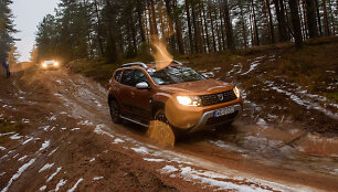 Naujojo &bdquo;Dacia Duster&ldquo; bandymai Latvijoje