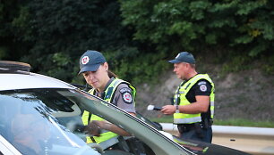 Kauno apskrities policijos patikrų metu nustatyti net 42 girti vairuotojai