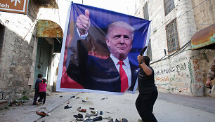 Palestiniečiai protestuoja prie&scaron; D.Trumpo veiksmus