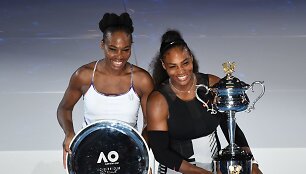 Serena Williams &bdquo;Australian Open&ldquo; finale pranoko seserį Venus
