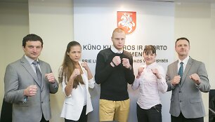 Kioku&scaron;in karatė spaudos konferencija