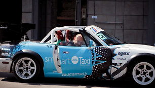 &bdquo;Smart Taxi RT&ldquo; komandos &bdquo;Mazda Miata&ldquo;