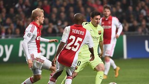 Lionelis Messi įmu&scaron;ė du įvarčius &bdquo;Ajax&ldquo; ekipai