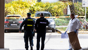 Vilniaus centre nu&scaron;autas advokatas ir pa&scaron;auti 2 policijos pareigūnai