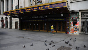 &bdquo;Dominion Theatre&ldquo;, Londonas, gegužės 15 diena