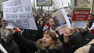 Minske ir kituose Baltarusijos miestuose tęsiasi protestai