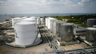 „Klaipėdos nafta“ suteikė iki 5,9 mln. eurų garantijas SGD terminalo projektui Brazilijoje