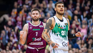Kristianas Kullamae, Deividas Sirvydis