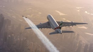 emirates-hellojetman