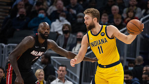 Domantas Sabonis ir Dewayne'as Dedmonas