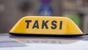 Klaipėdoje neblaivus keleivis sumušė taksistą