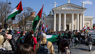 Protestas-eitynės prie&scaron; Lietuvos bendradarbiavimą Izraelio ir JAV karuose &bdquo;Karui &ndash; NE!&ldquo;
