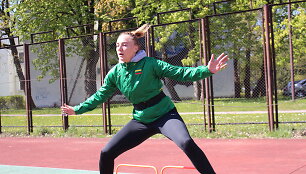 Krep&scaron;ininkės pradėjo pratybas