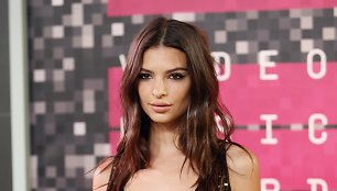 Emily Ratajkowski