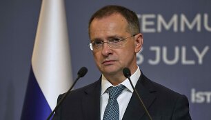 Vladimiras Medinskis / Emrah Gurel / AP