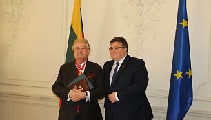 EP nariui Elmarui Brokui įteikta &bdquo;Lietuvos diplomatijos žvaigždė&ldquo;