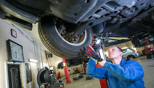 Autoservisas paai&scaron;kino, kaip techninę apžiūrą įveikti i&scaron; pirmo karto