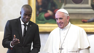 Jovenelis Moise'as ir popiežius Pranci&scaron;kus