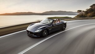 Atnaujintas &bdquo;Maserati GranCabrio&ldquo;