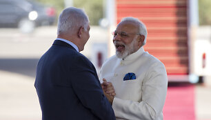 B.Netanyahu ir N.Modi
