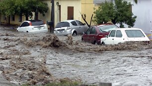 Potvynio padariniai Kordobos provincijoje, Argentinoje.