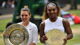 Simona Halep ir Serena Williams 