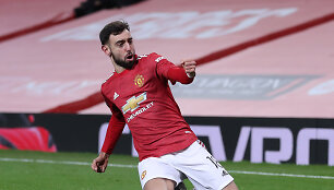 Bruno Fernande&scaron;as puikiu baudos smūgiu nulėmė &bdquo;Manchester United&ldquo; pergalę.