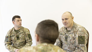 Interviu su paramos ginklų specialistais 