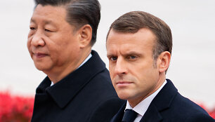 Xi Jinpingas, Emmanuelis Macronas