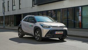 &bdquo;Bolt Drive&ldquo; automobilių parką papildė &bdquo;Toyota Aygo X&ldquo; automobiliai