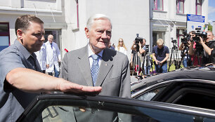 Valdas Adamkus
